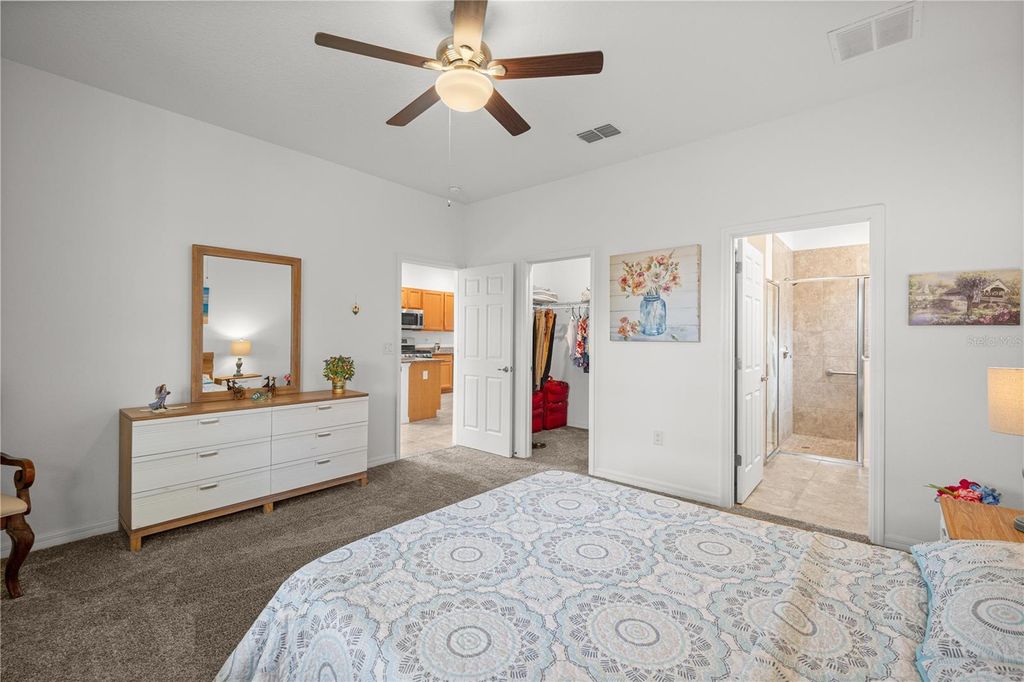 Image 16 of property listing at 7737 SW 86TH LOOP, Ocala, FL 34476