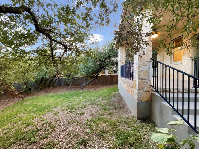 12105 Pepperidge DR, Austin, TX 78739