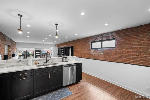 4918 Wise Avenue, St Louis, MO 63110