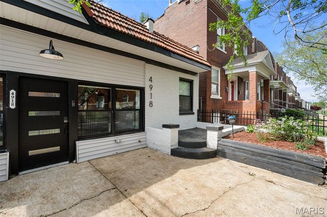 4918 Wise Avenue, St Louis, MO 63110