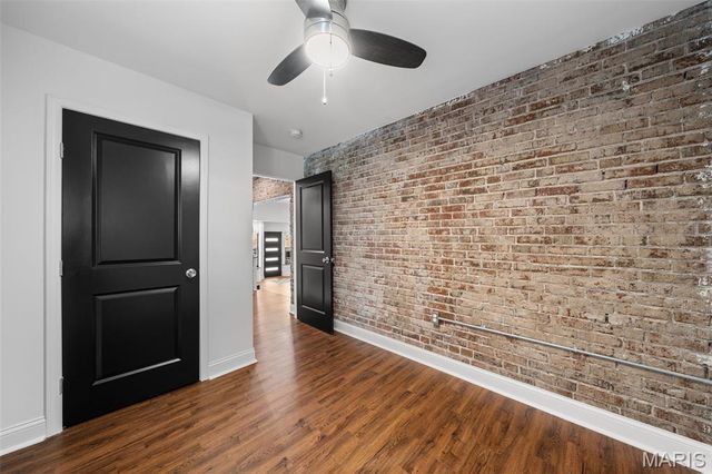 4918 Wise Avenue, St Louis, MO 63110