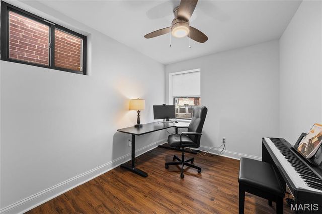 4918 Wise Avenue, St Louis, MO 63110