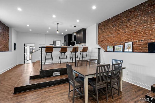 4918 Wise Avenue, St Louis, MO 63110