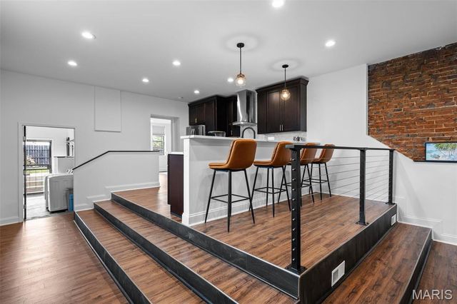 4918 Wise Avenue, St Louis, MO 63110