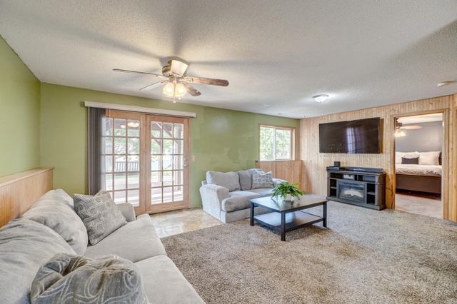 25714 9th Street W, Zimmerman, MN 55398