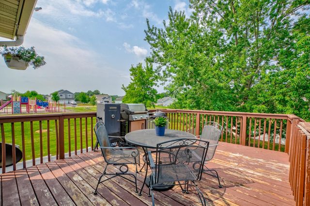 25714 9th Street W, Zimmerman, MN 55398