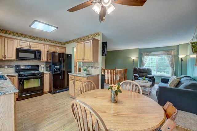 25714 9th Street W, Zimmerman, MN 55398