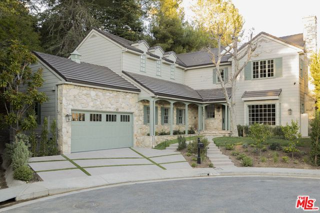 3298 Hutton Drive, Beverly Hills, CA 90210