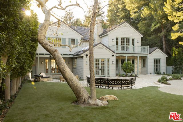 3298 Hutton Drive, Beverly Hills, CA 90210