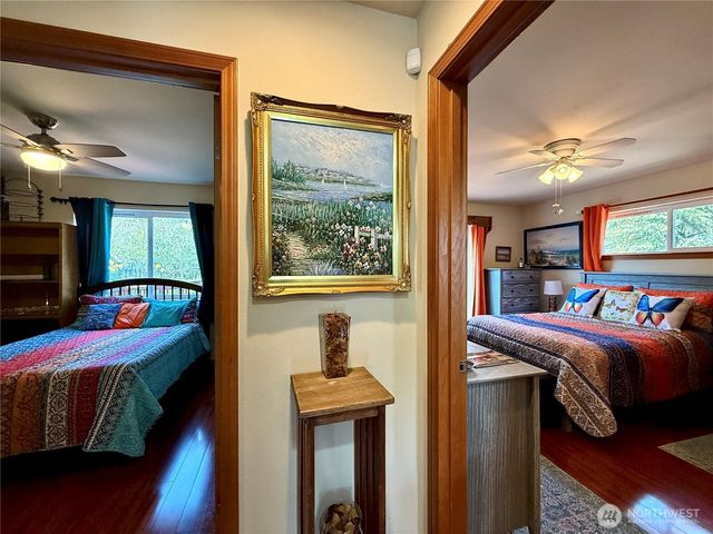 635 Island Circle SE, Ocean Shores, WA 98569