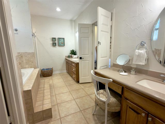 1109 Robbins Road, Athens, TX 75751