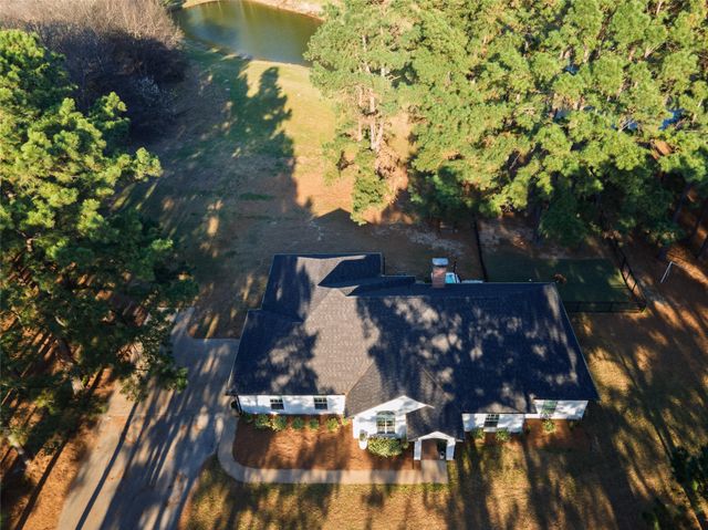 1109 Robbins Road, Athens, TX 75751