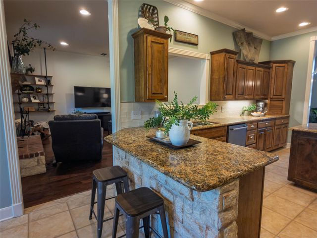 1109 Robbins Road, Athens, TX 75751