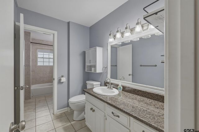 3122 Faith Ln, Tyler, TX 75701