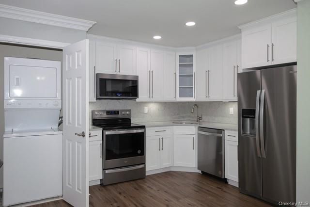 465 New Highway C02, Copiague, NY 11726