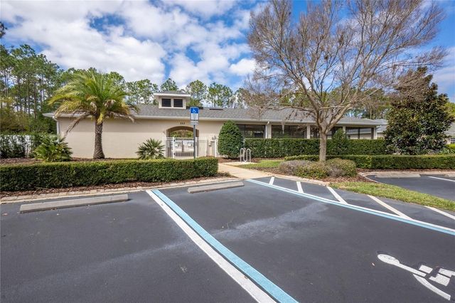 8 RIVERGATE LANE, Palm Coast, FL 32164