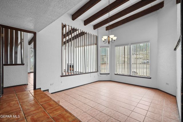 8201 BIG BEND Drive, El Paso, TX 79904