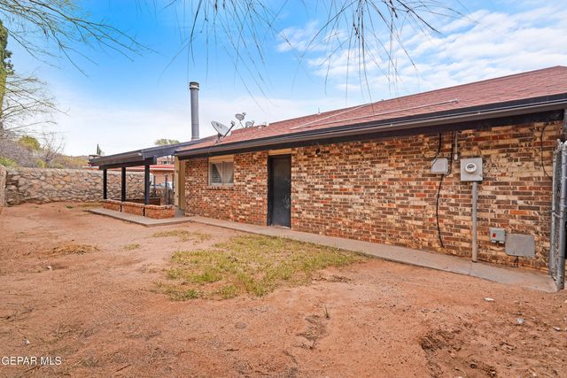 8201 BIG BEND Drive, El Paso, TX 79904