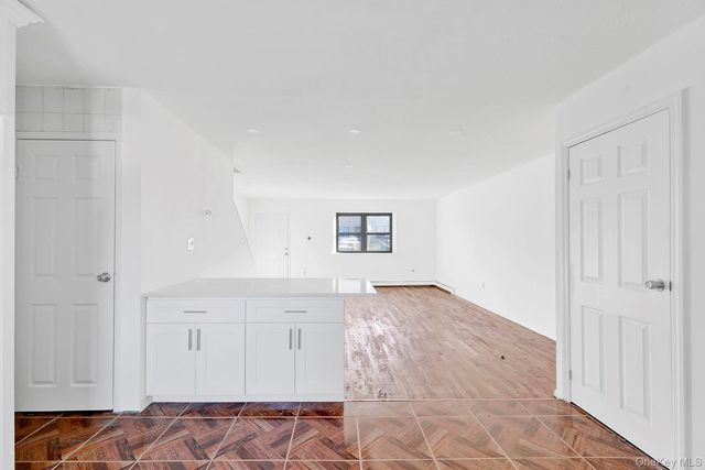 559 Cleveland Street, Brooklyn, NY 11208