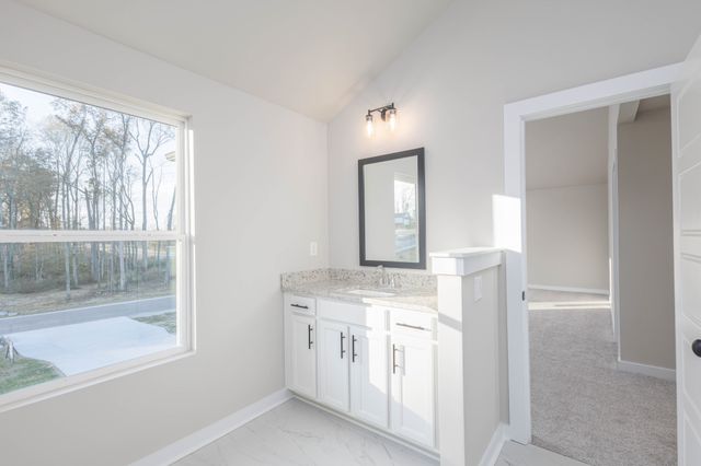 108 Cherry Blossom Way, Dickson, TN 37055