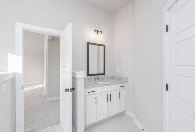 108 Cherry Blossom Way, Dickson, TN 37055