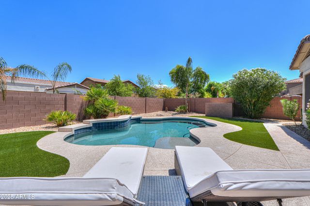 2514 E GRAND CANYON Drive, Chandler, AZ 85249