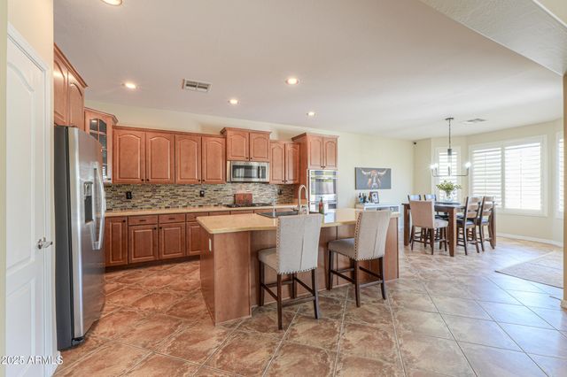 2514 E GRAND CANYON Drive, Chandler, AZ 85249