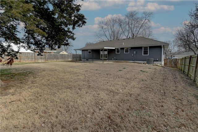 4116 S Delaware Avenue, Independence, MO 64055