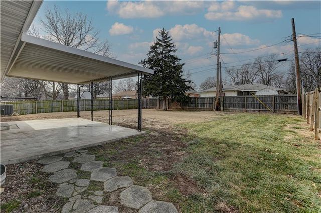 4116 S Delaware Avenue, Independence, MO 64055