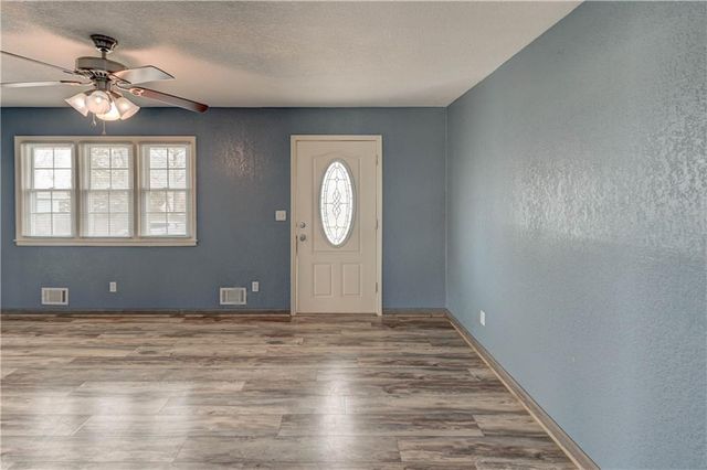 4116 S Delaware Avenue, Independence, MO 64055