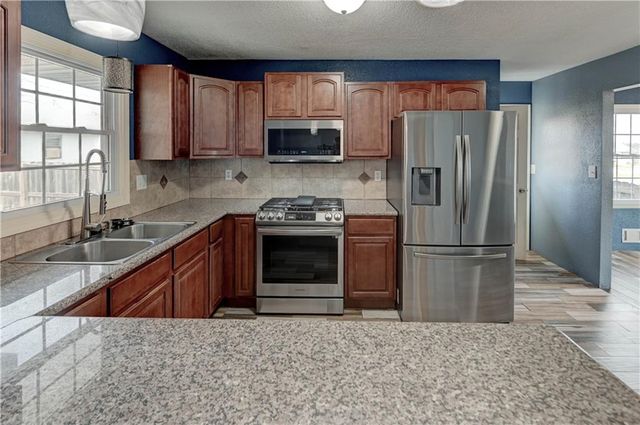 4116 S Delaware Avenue, Independence, MO 64055