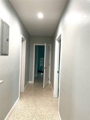 1408 NE 4th Place, Fort Lauderdale, FL 33301