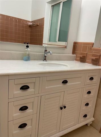 1408 NE 4th Place, Fort Lauderdale, FL 33301