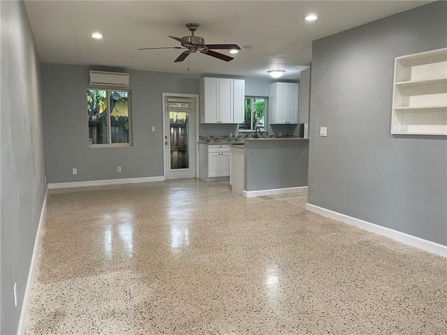 1408 NE 4th Place, Fort Lauderdale, FL 33301