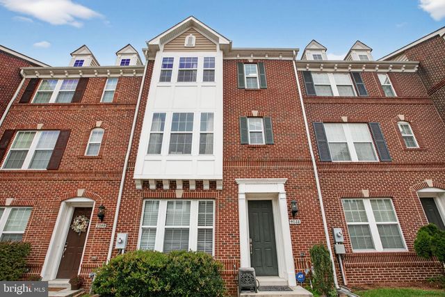 2044 BLUNT LN, Alexandria, VA 22303