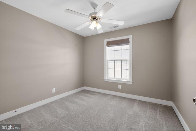 2044 BLUNT LN, Alexandria, VA 22303