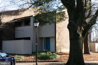 2015 APPROACH LN, Reston, VA 20191