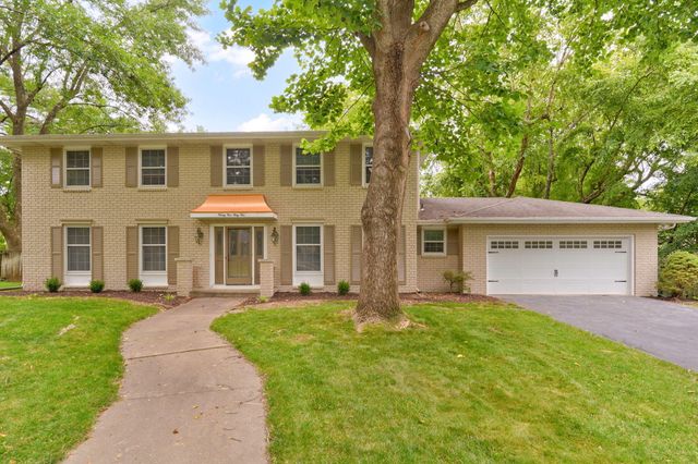 2435 E Michelle Place, Springfield, MO 65804