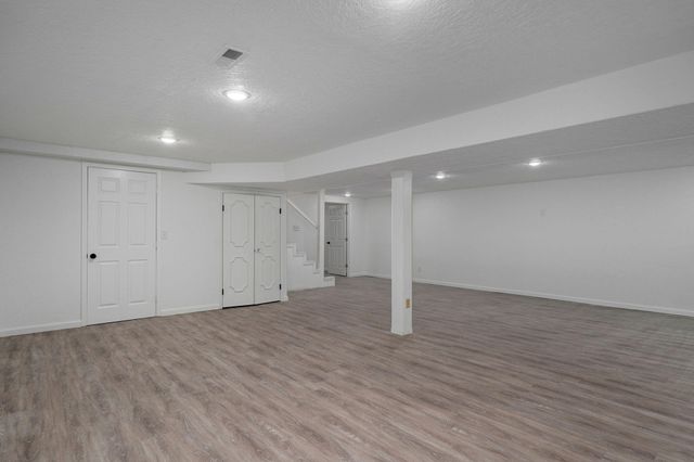 2435 E Michelle Place, Springfield, MO 65804