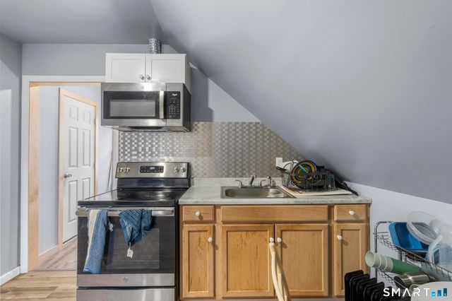 142 Gracey Avenue, Meriden, CT 06451
