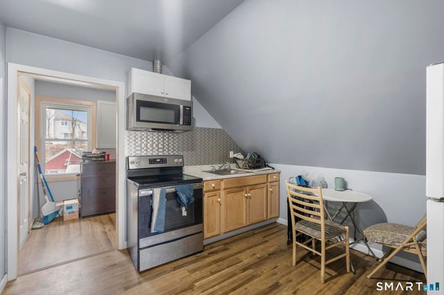 142 Gracey Avenue, Meriden, CT 06451