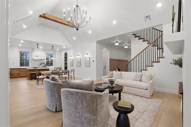 12925 Stagecoach Trail, Arcadia, OK 73007