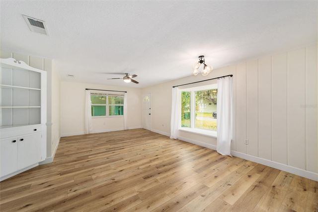 825 SE 13TH STREET, Ocala, FL 34471