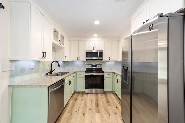 825 SE 13TH STREET, Ocala, FL 34471