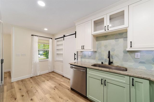 825 SE 13TH STREET, Ocala, FL 34471