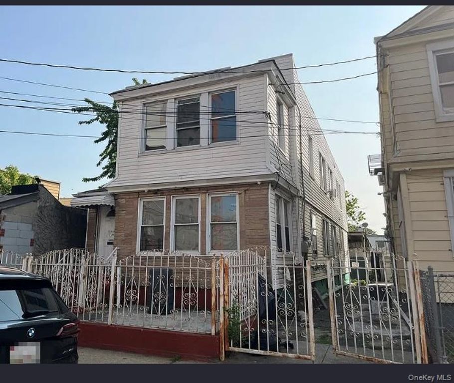 9711 147th Place, Jamaica, NY 11435 — photo 3