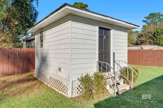 125 Dunbar Loop, Daphne, AL 36562