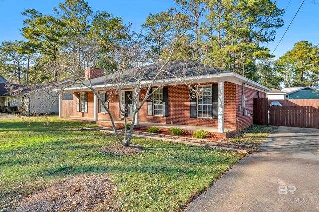 125 Dunbar Loop, Daphne, AL 36562