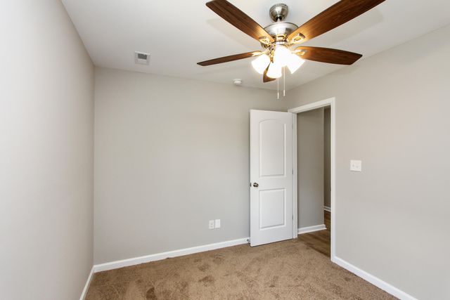 195 Charles Carr Drive, Harrodsburg, KY 40330