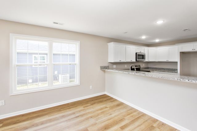 195 Charles Carr Drive, Harrodsburg, KY 40330